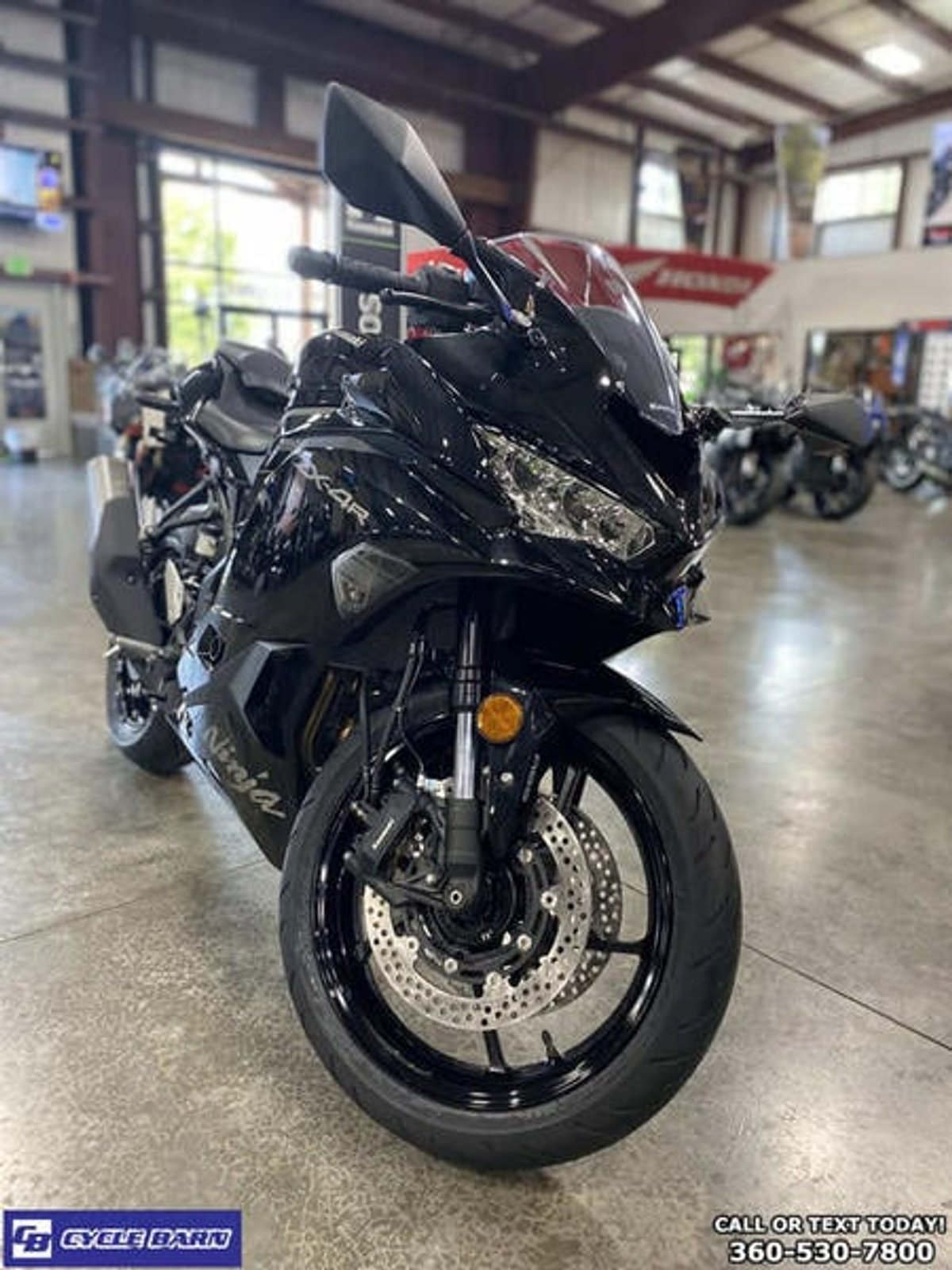 2025 Kawasaki NINJA ZX-4R ABS