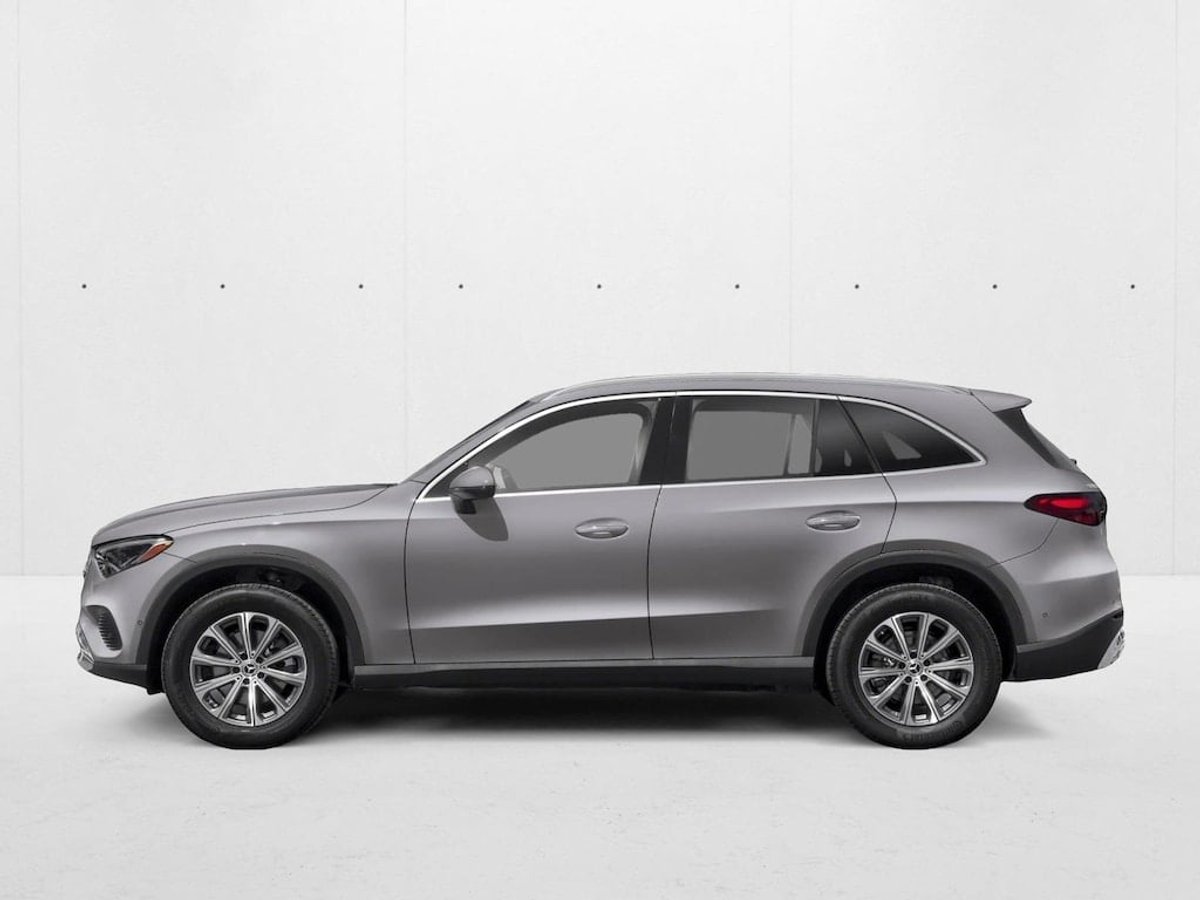 2026 Mercedes-Benz GLC 300