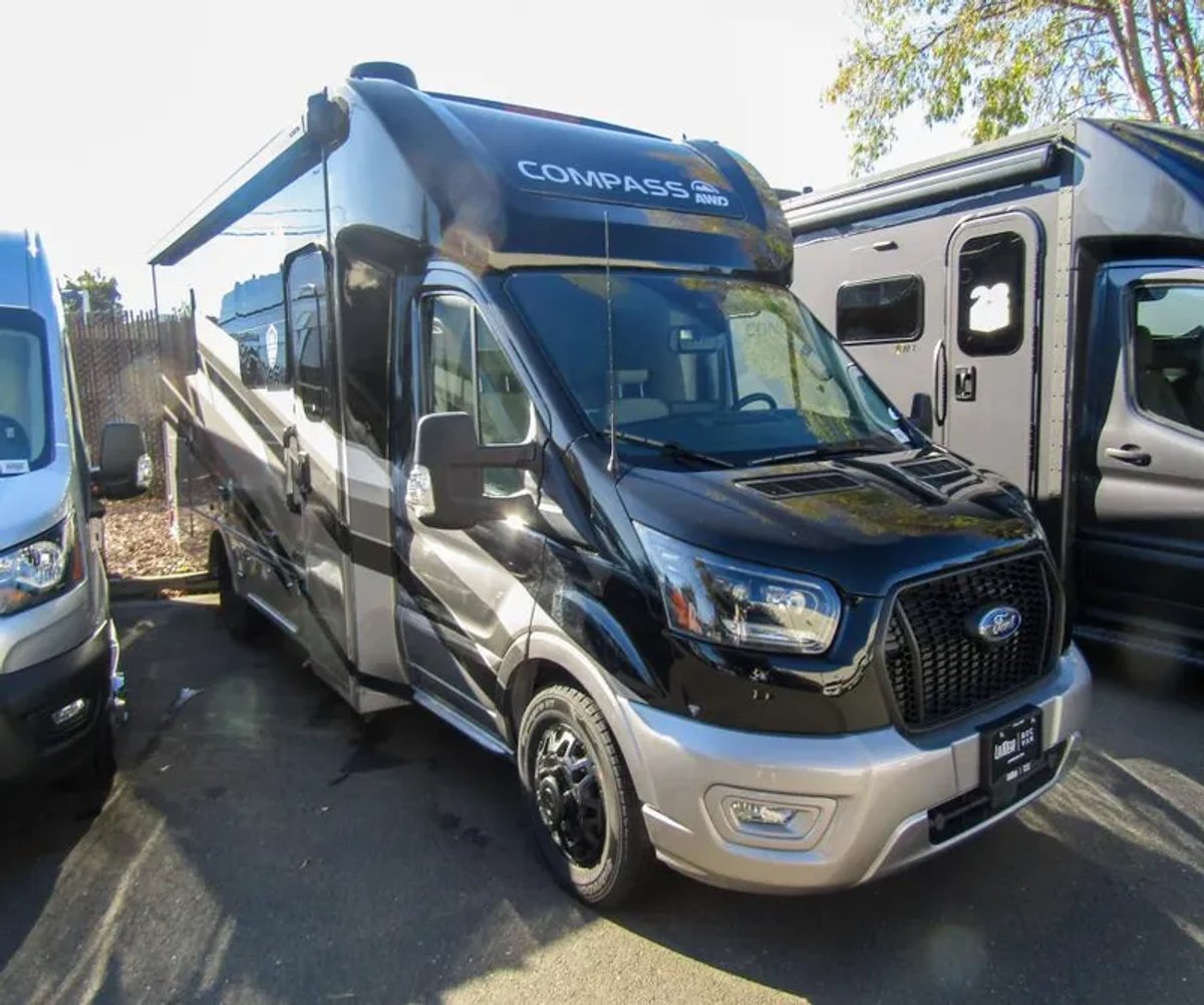 2026 Thor Motor Coach COMPASS AWD