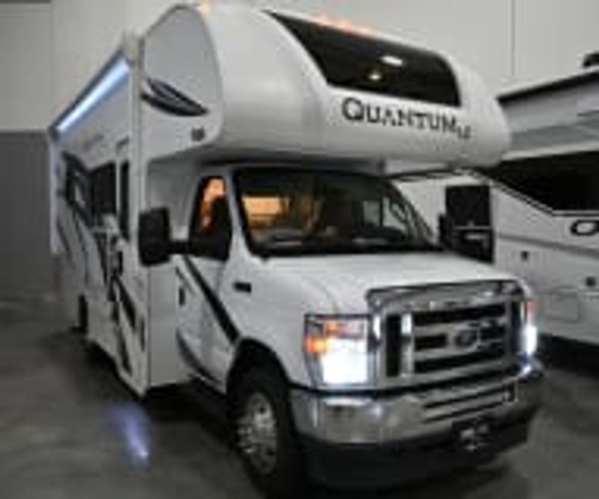 2023 Thor Motor Coach QUANTUM