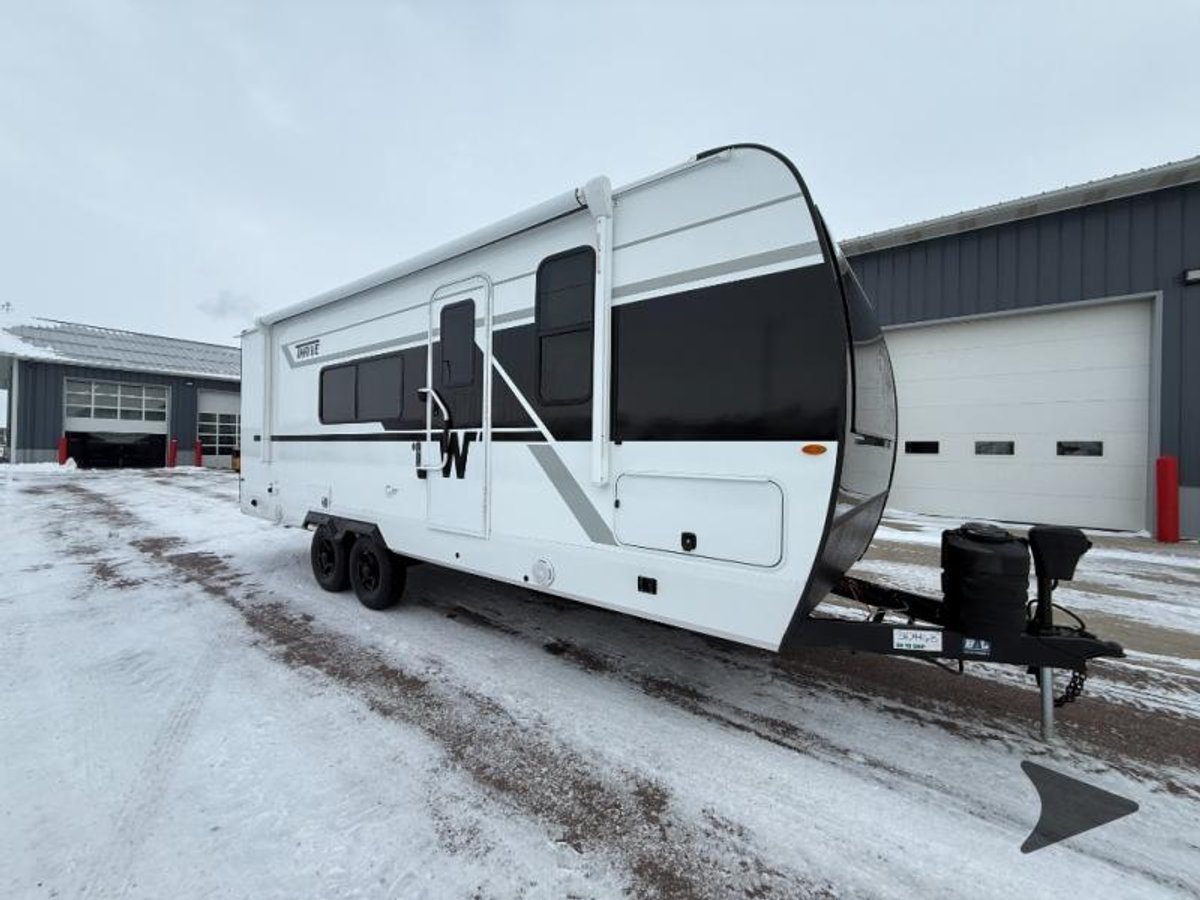 2026 Winnebago Thrive