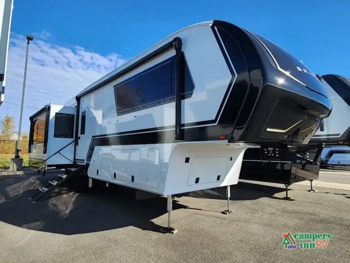 2026 Brinkley Model Z