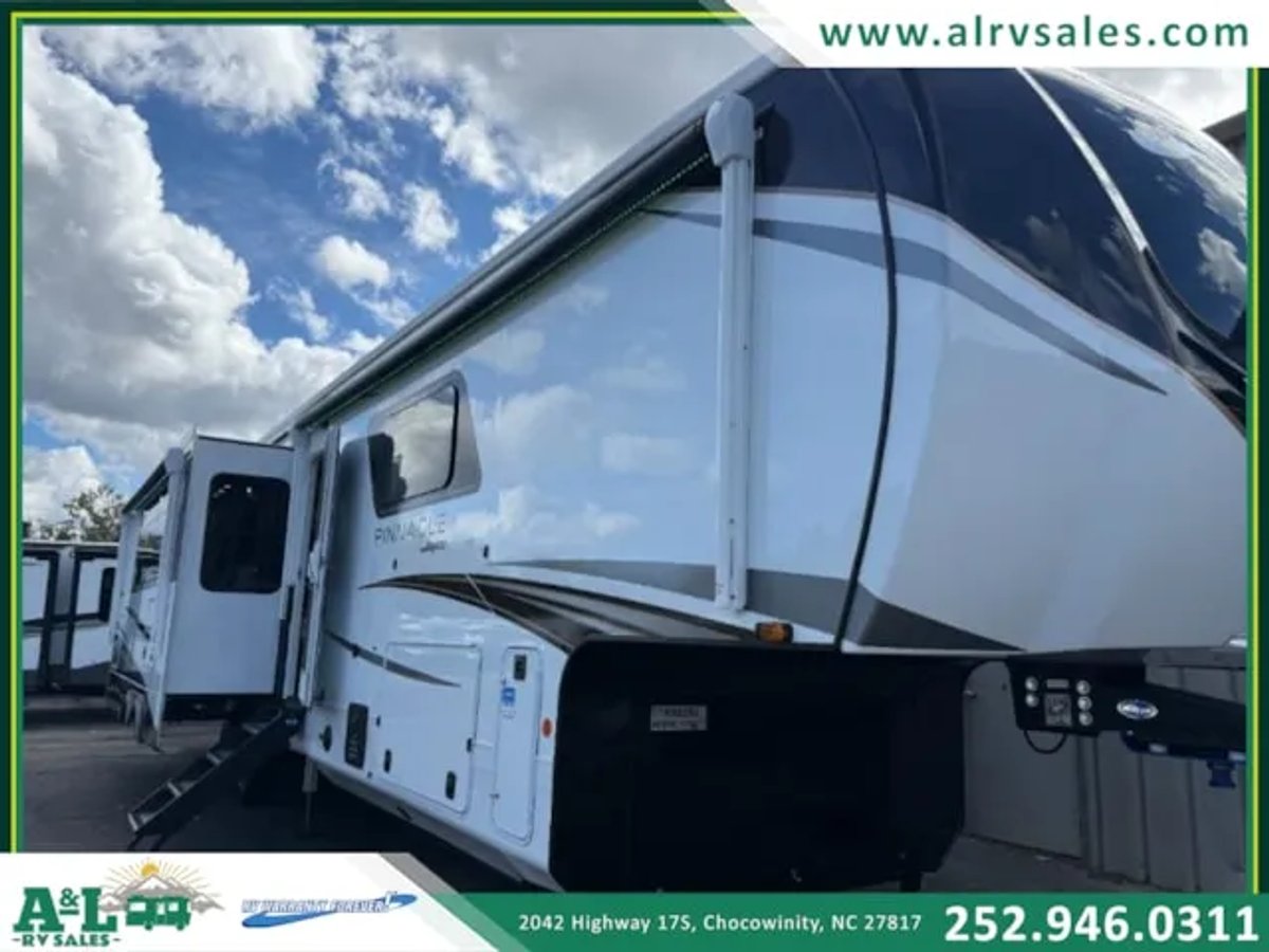 2026 Jayco Pinnacle