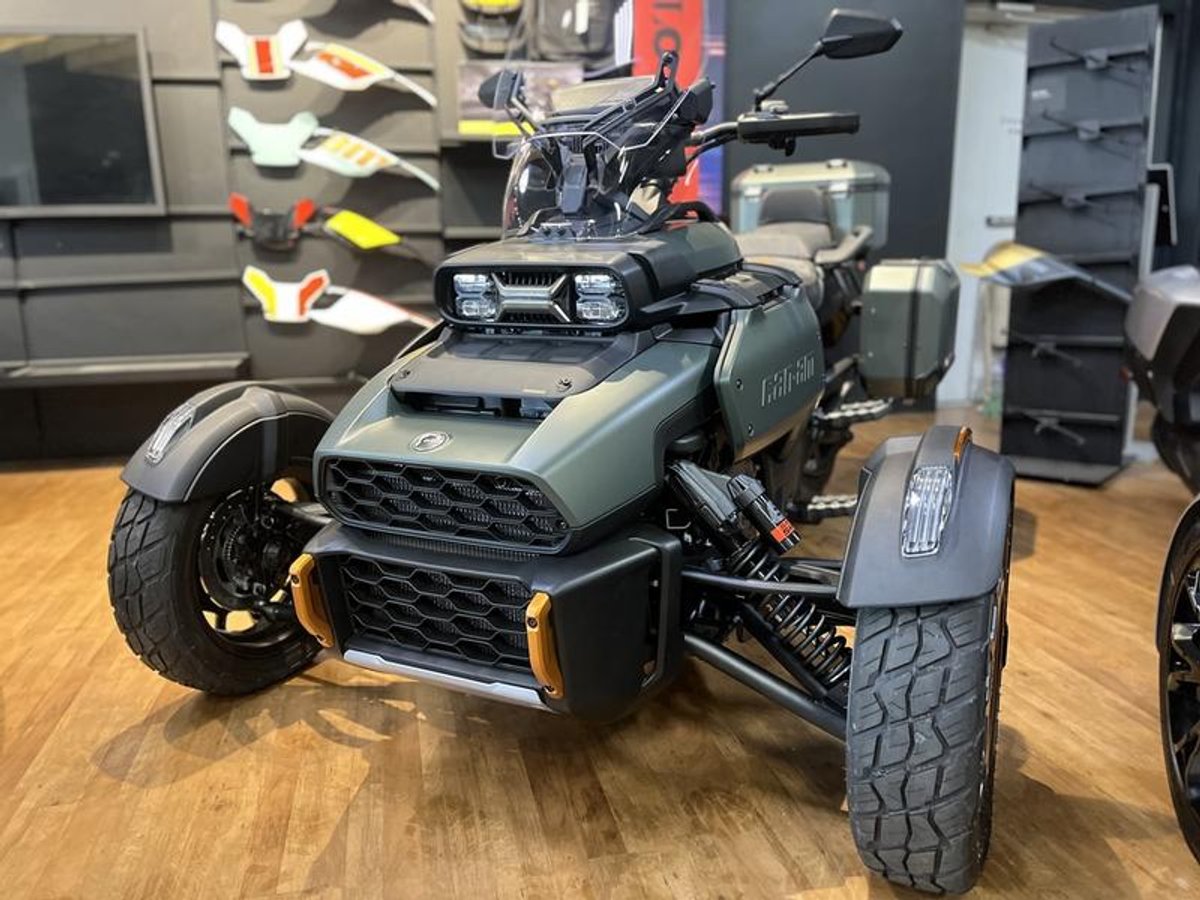 2025 Can-Am Canyon Redrock
