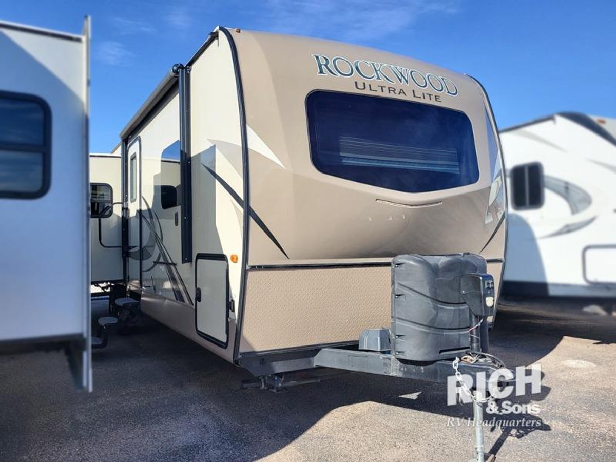 2018 Forest River Rockwood Ultra Lite