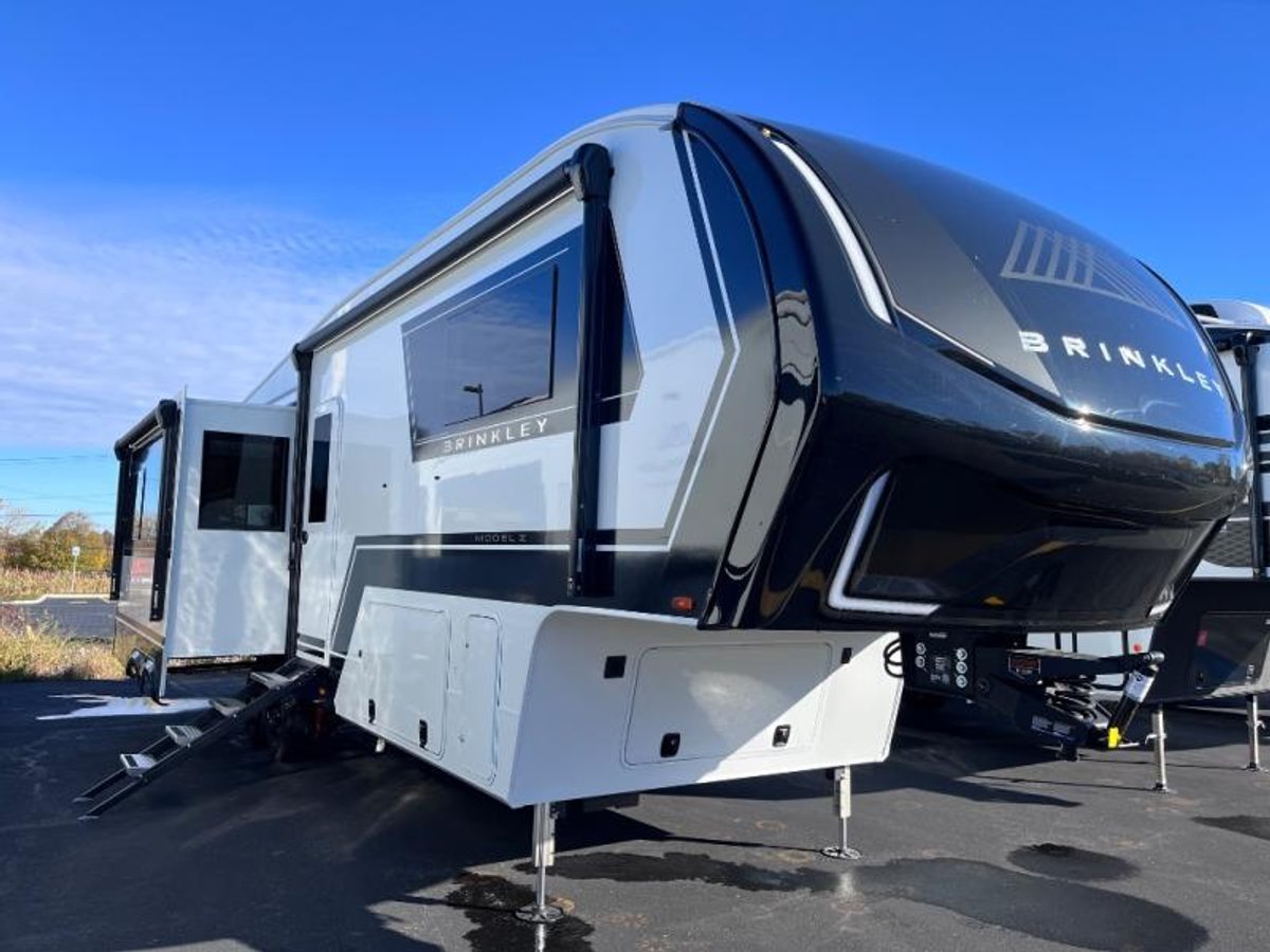 2026 Brinkley Model Z