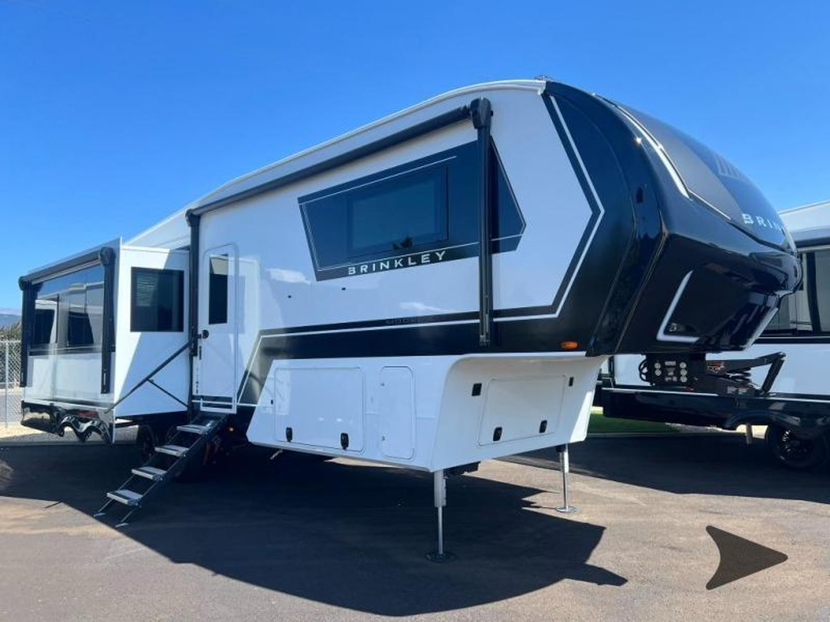2026 Brinkley Model Z