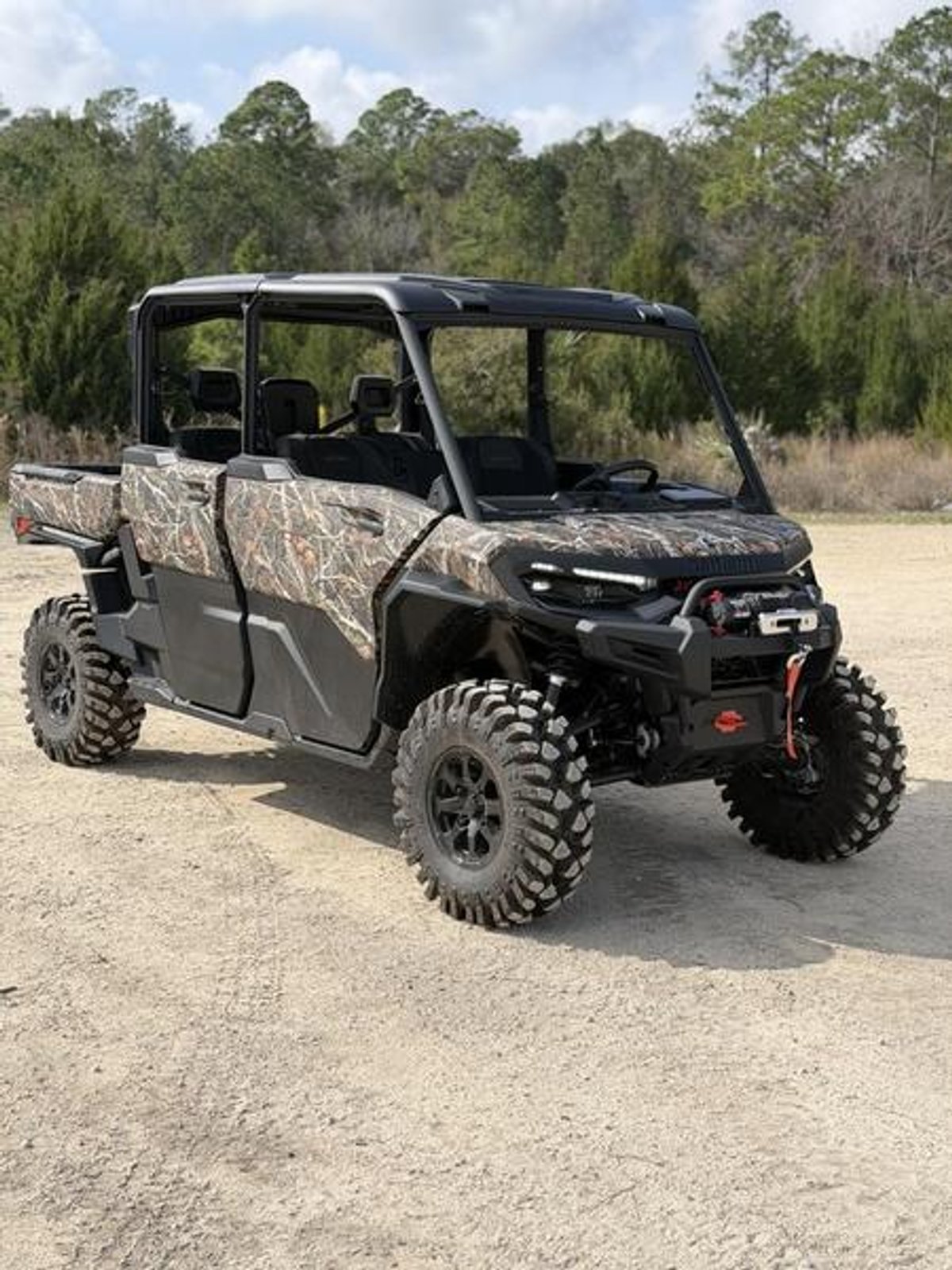 2026 Can-Am Defender MAX X mr HD11 with half-doors Dark Wildland Camo