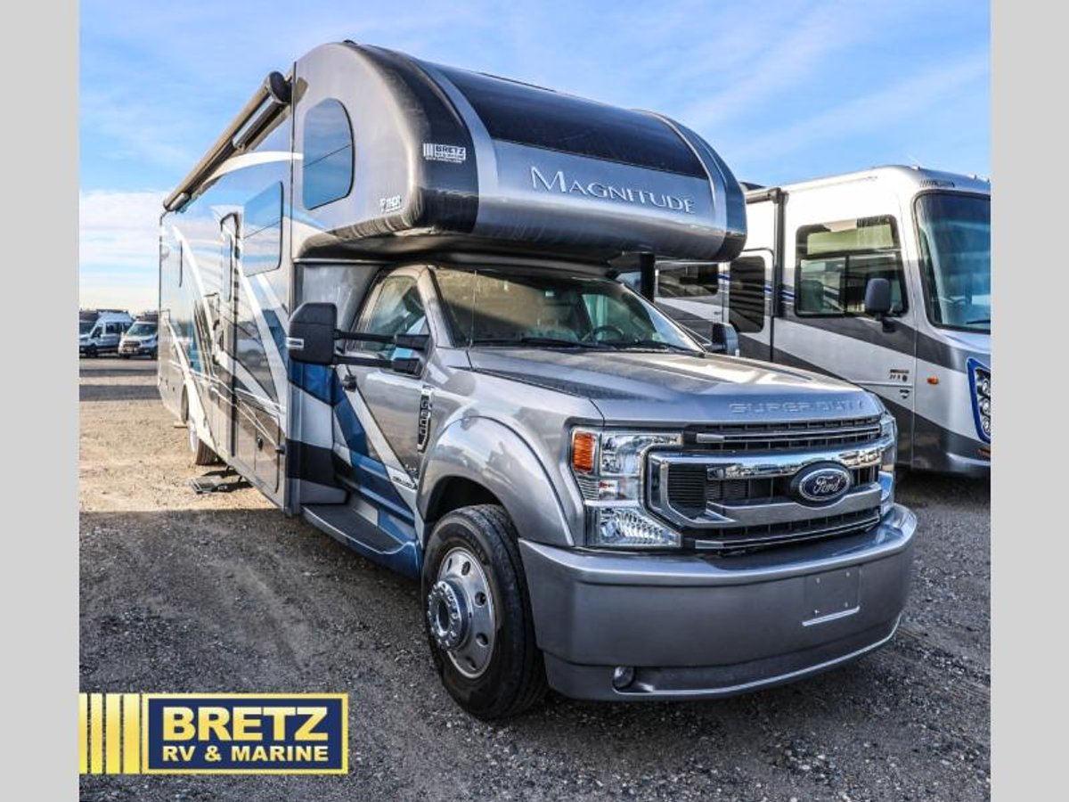 2023 Thor Motor Coach Magnitude