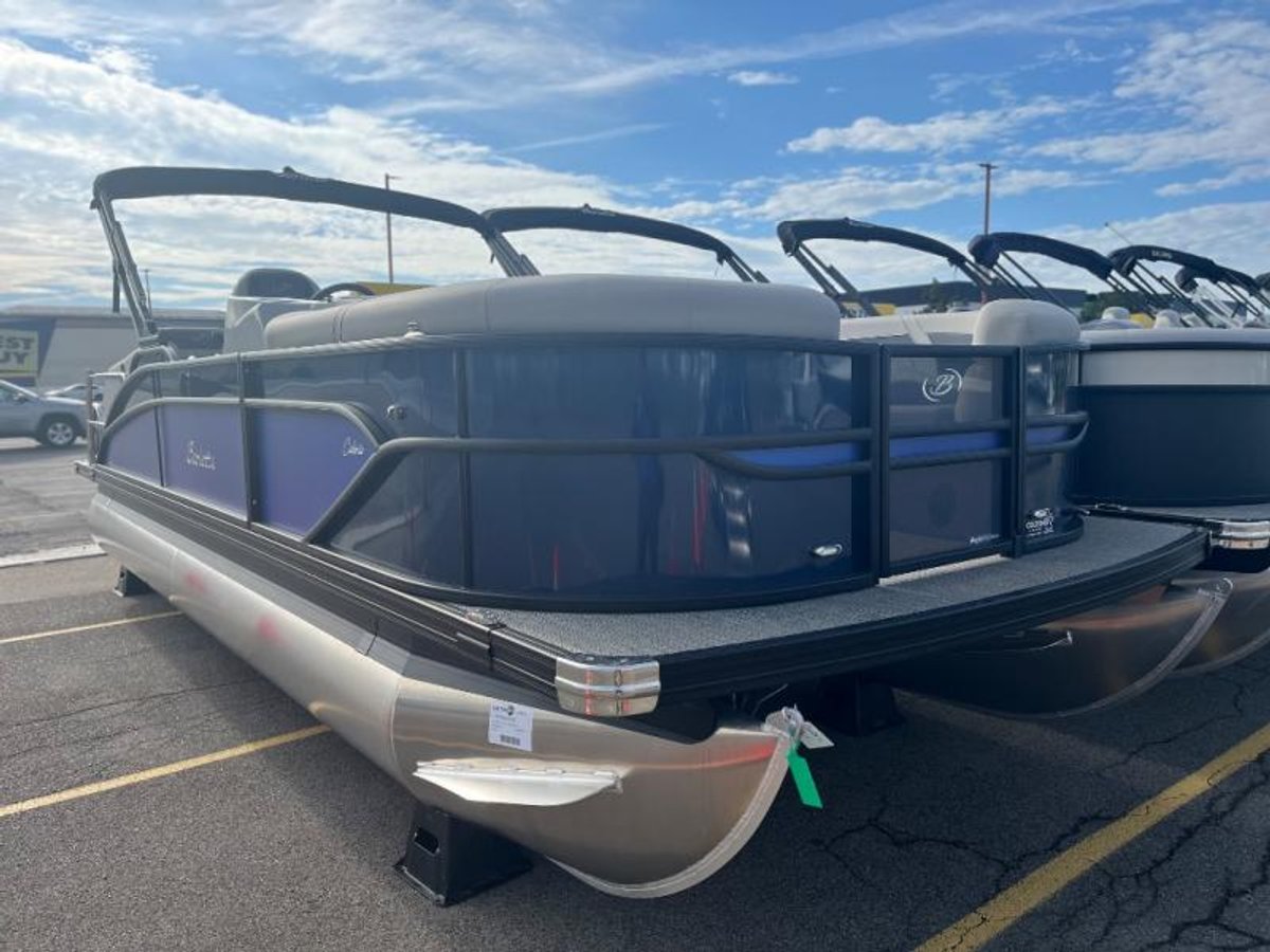 2025 Barletta Boats Cabrio Mid-Lounge