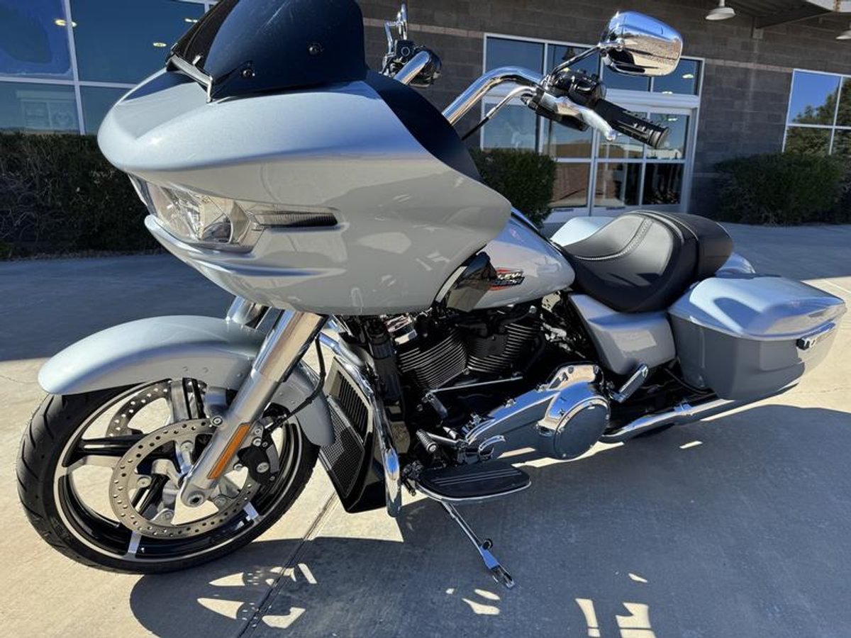 2025 Harley-Davidson FLTRX - Road Glide