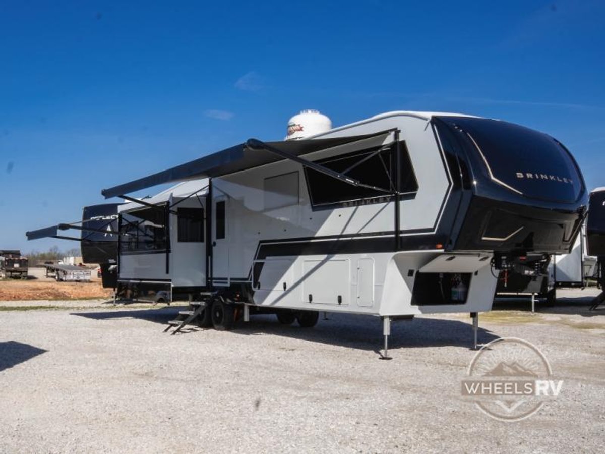 2026 Brinkley Model Z