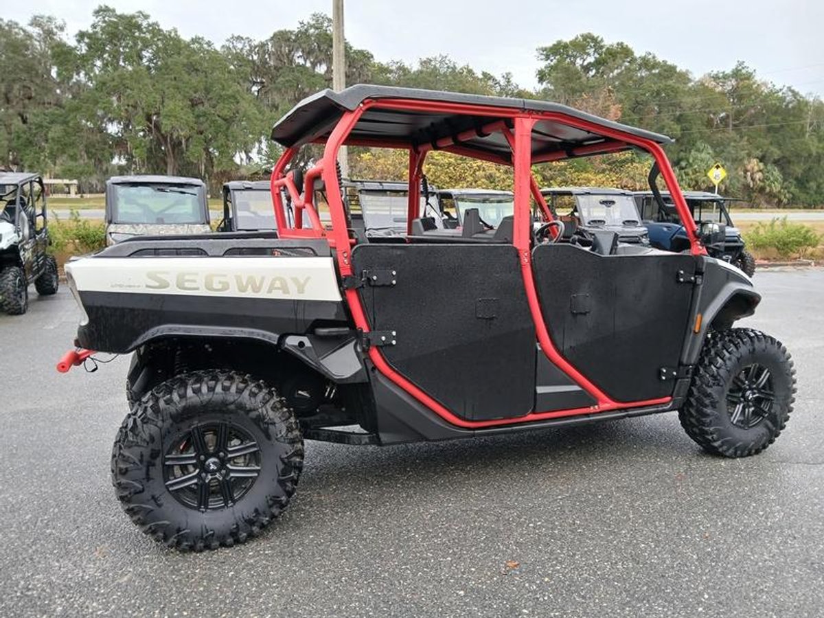 2024 Segway Powersports UT10 P Crew