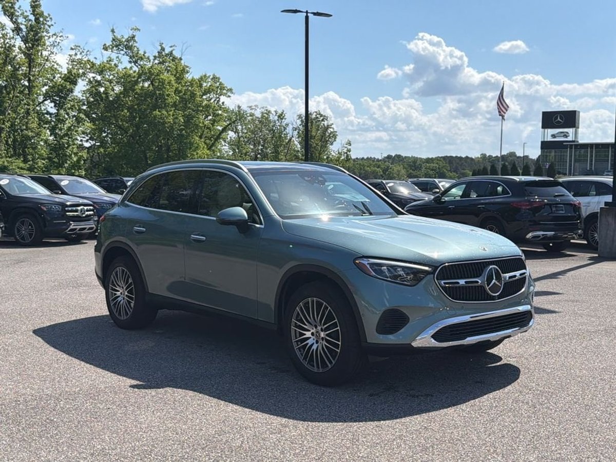 2026 Mercedes-Benz GLC