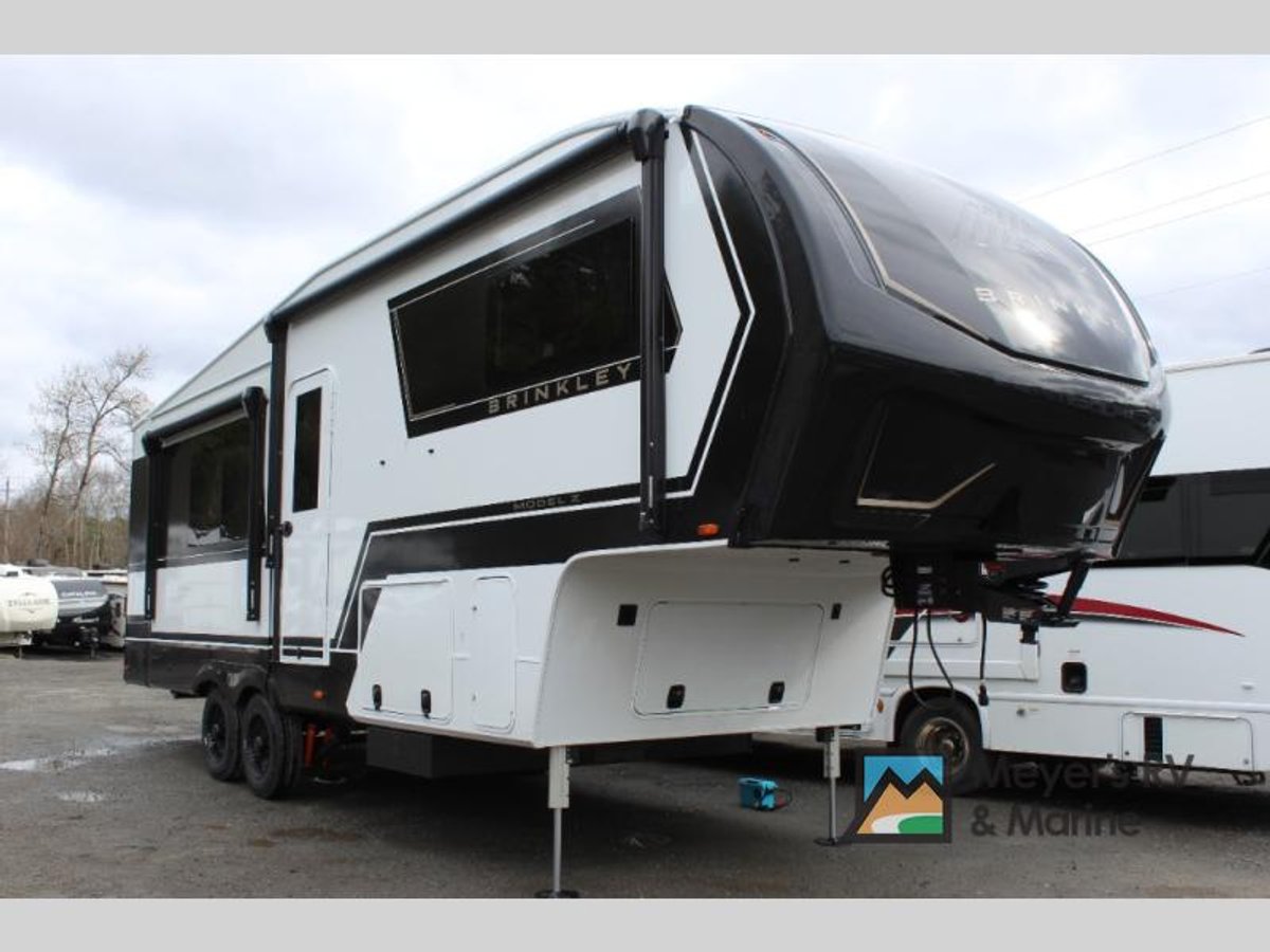 2026 Brinkley Model Z