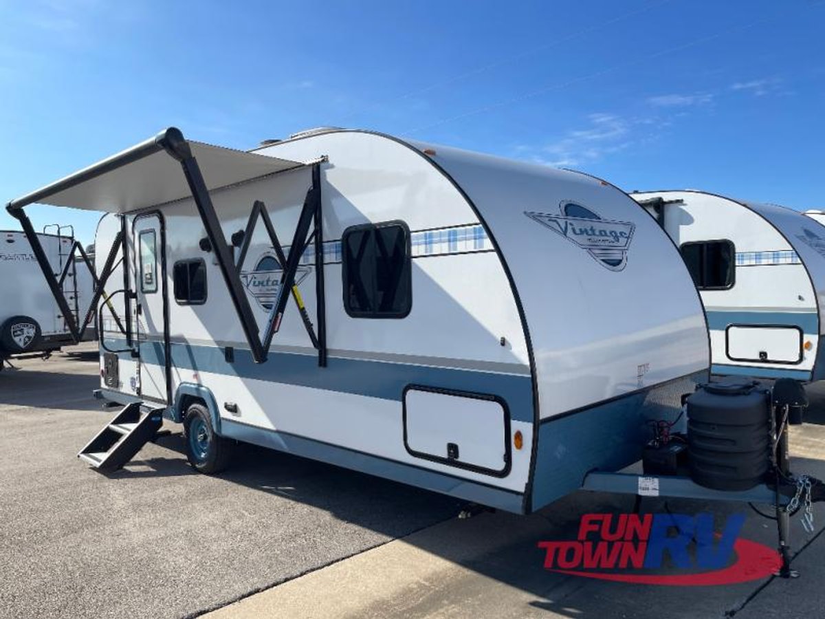 2025 Gulf Stream RV Vintage Yellowstone