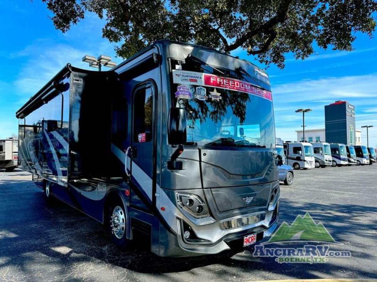 2023 Fleetwood RV Frontier GTX