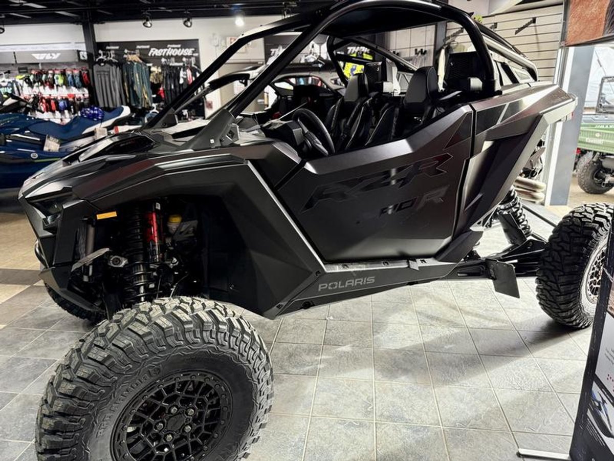 2026 Polaris RZR Pro R Ultimate