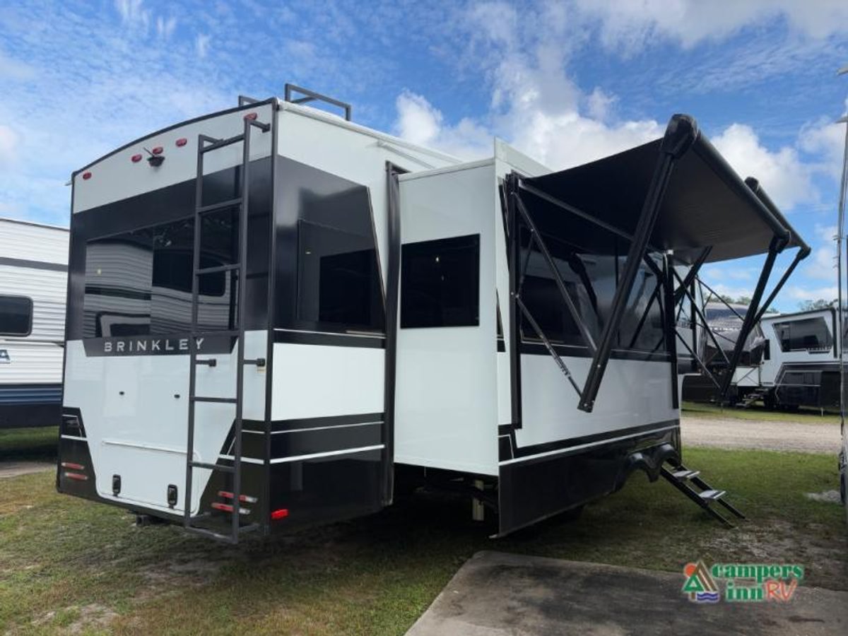 2026 Brinkley Model Z