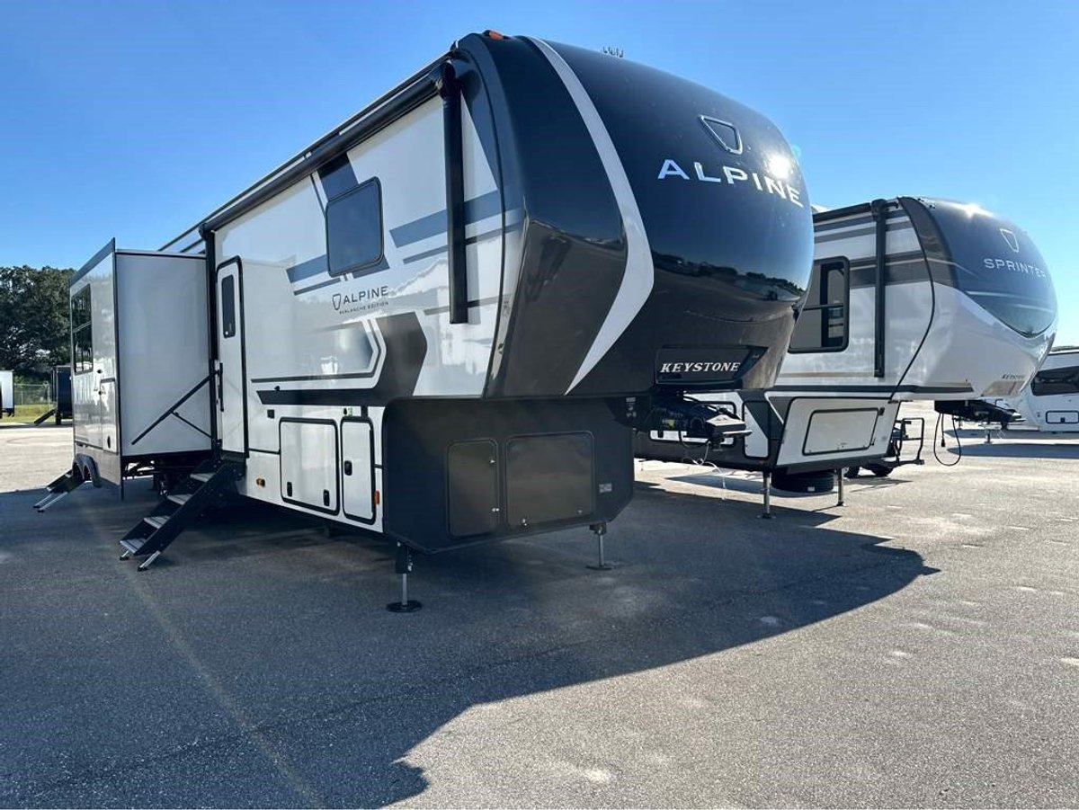 2026 Keystone Alpine Avalanche Edition