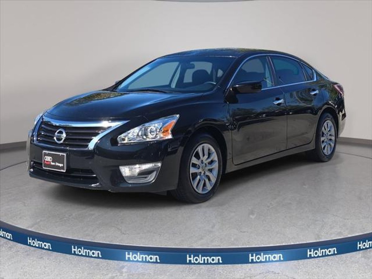 2013 Audi Nissan Altima