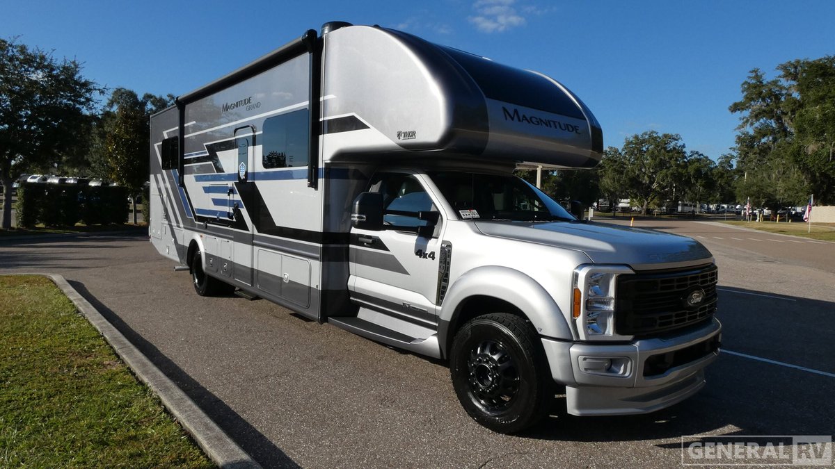 2026 Thor Motor Coach Magnitude Grand