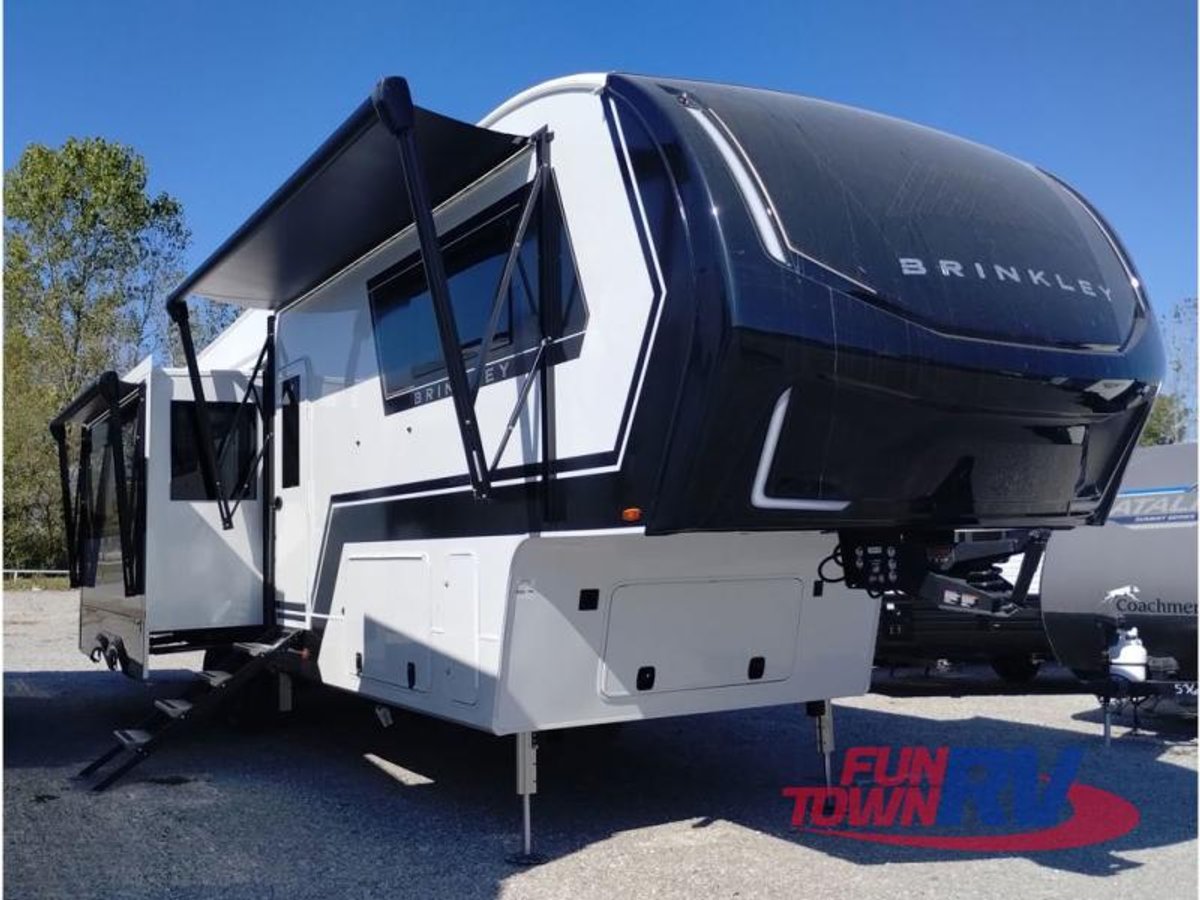 2026 Brinkley Model Z