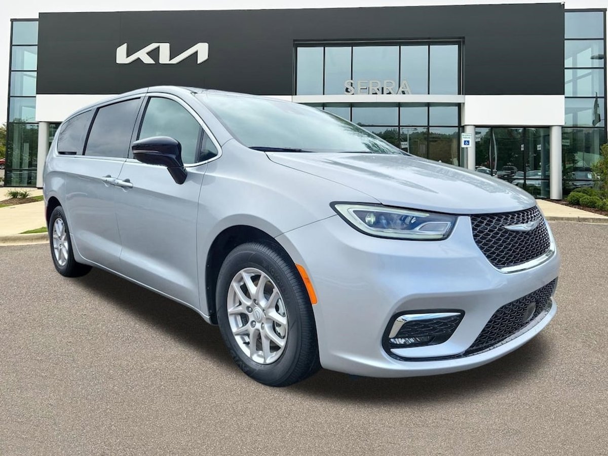 2026 Chrysler Pacifica