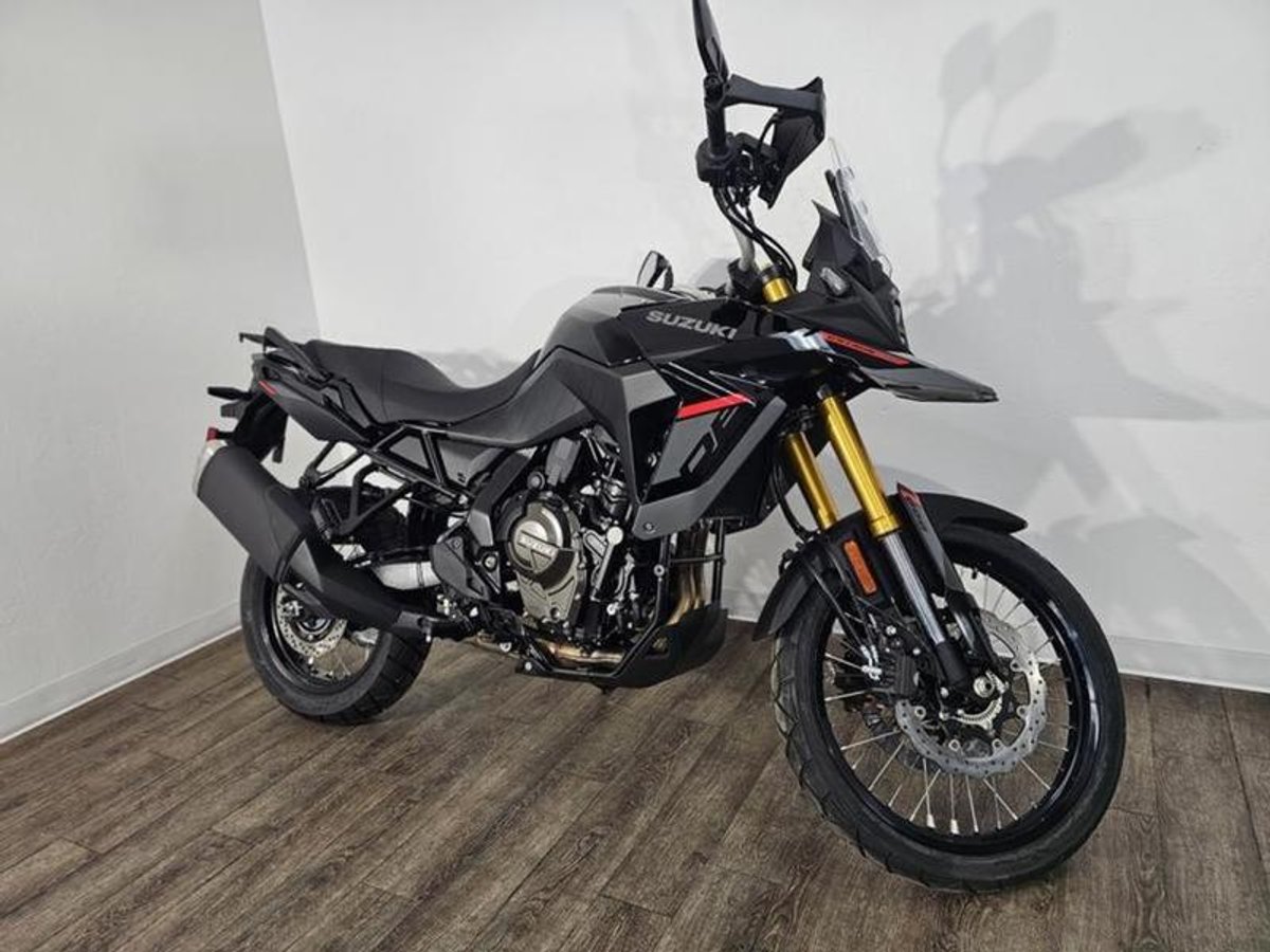 2025 Suzuki V-STROM 800DE