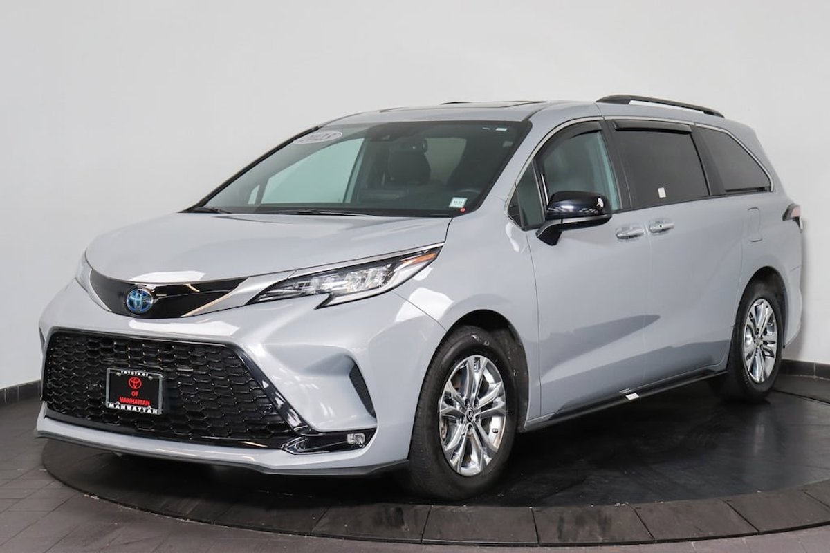 2023 Toyota Sienna