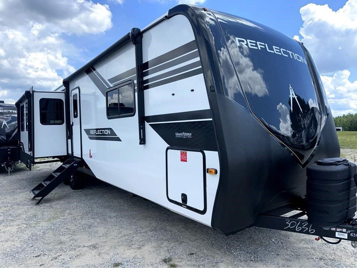 2026 Grand Reflection Travel Trailer