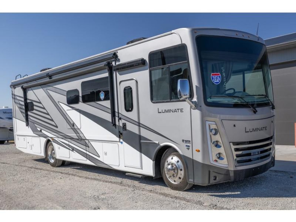 2026 Thor Motor Coach Luminate