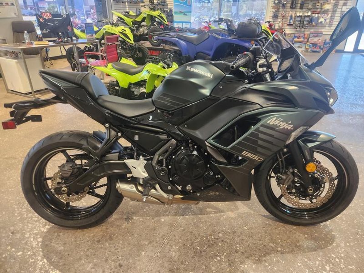 2025 Kawasaki Ninja 650 ABS