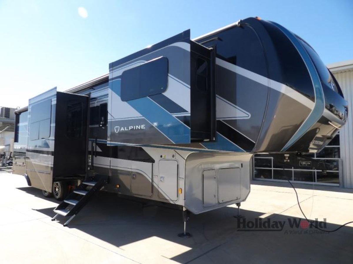 2026 Keystone Alpine