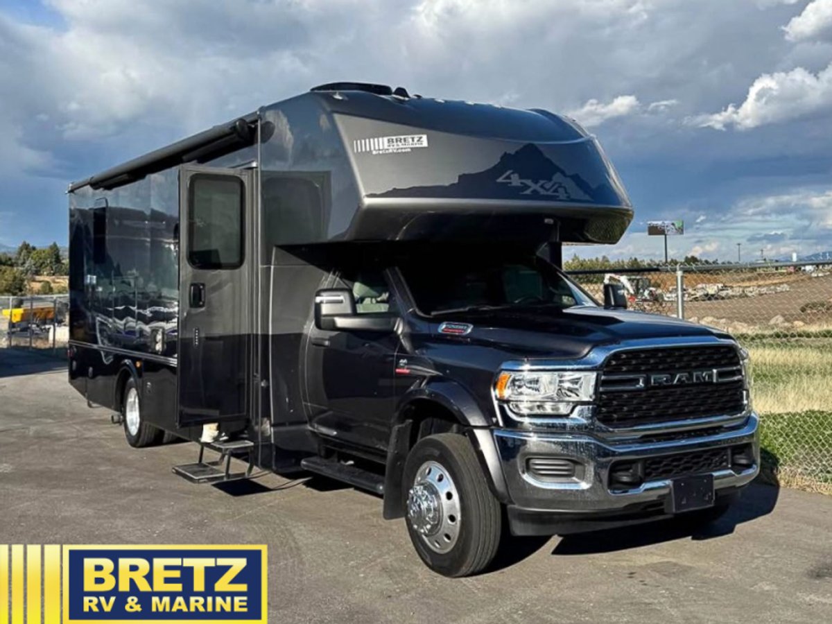 2024 Dynamax isata 5