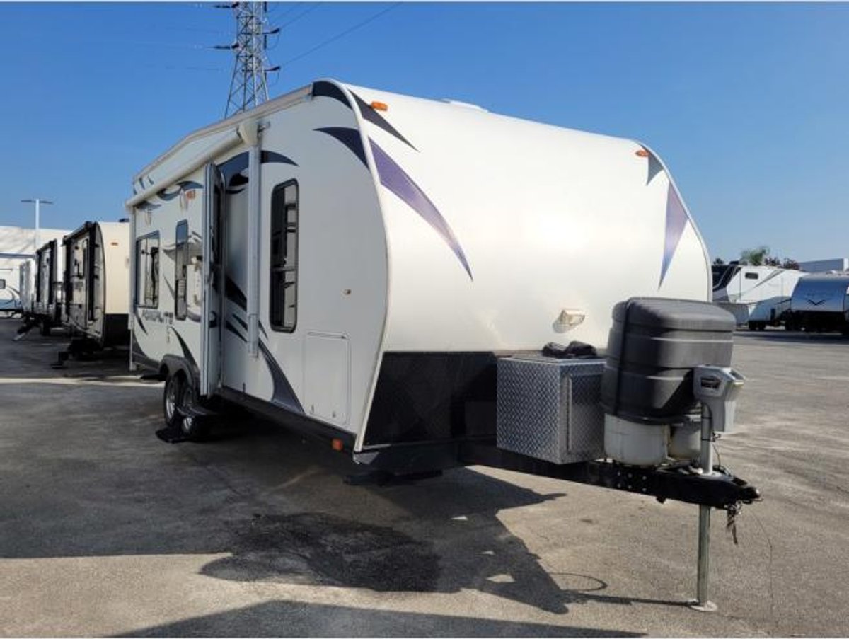 2012 Pacific Coachworks Powerlite