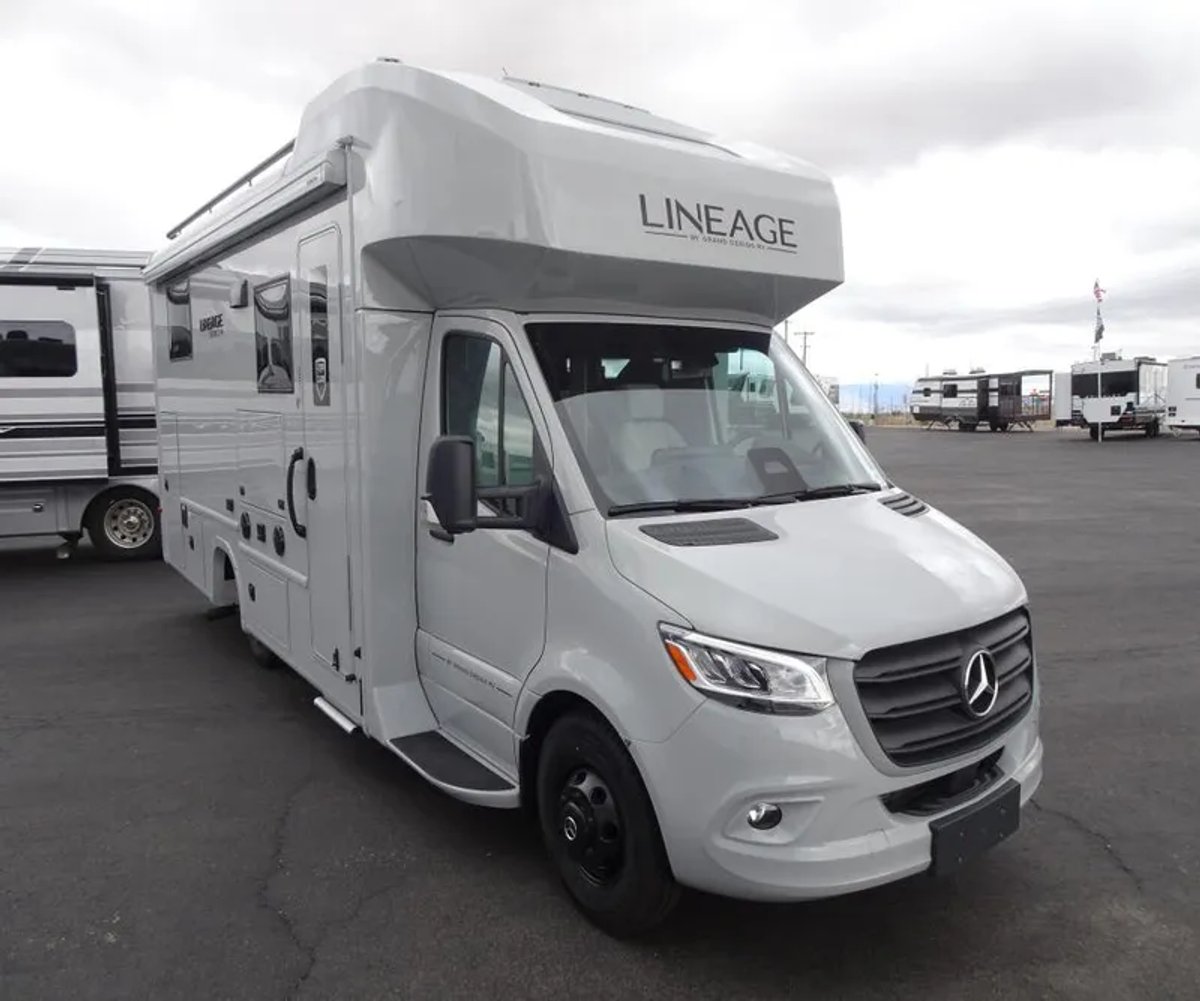 2026 Grand Design LINEAGE SERIES M