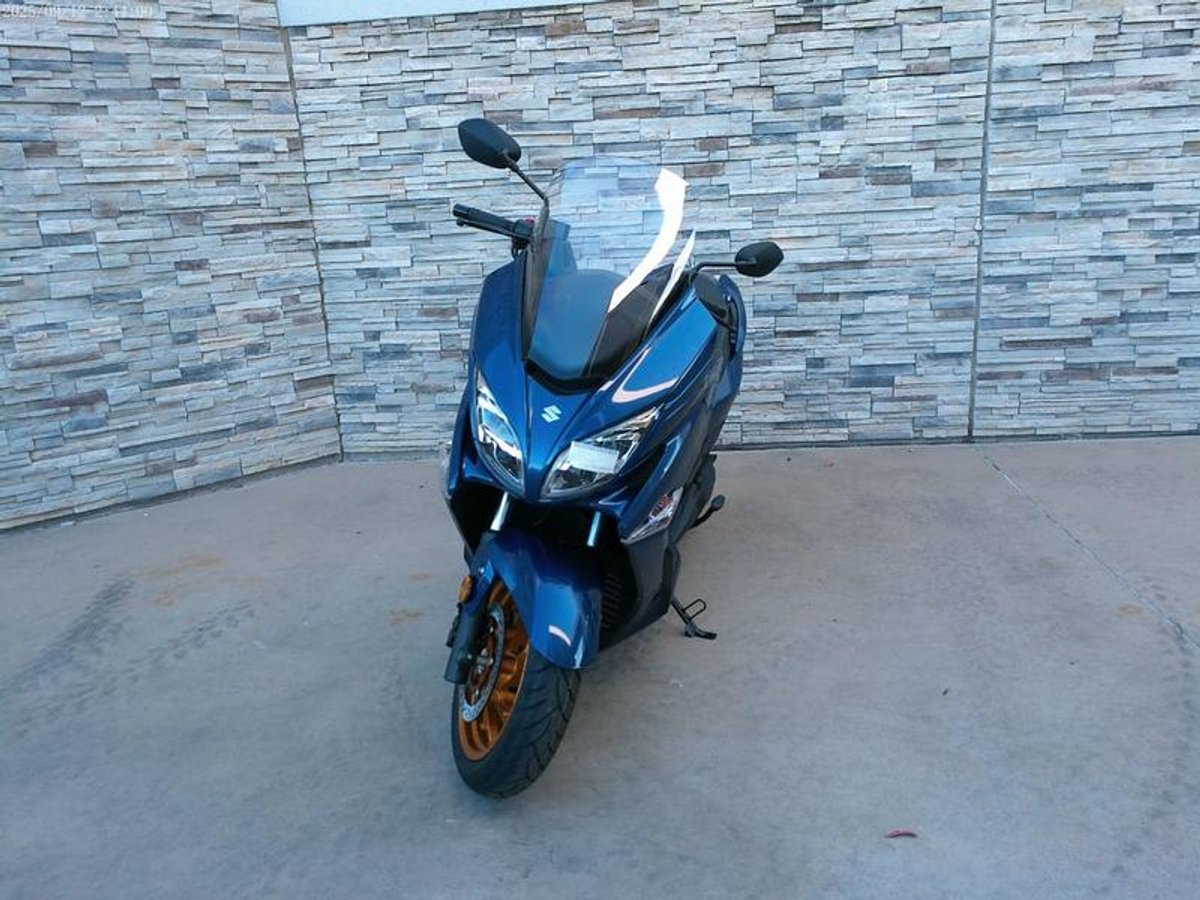 2026 Suzuki Burgman 400