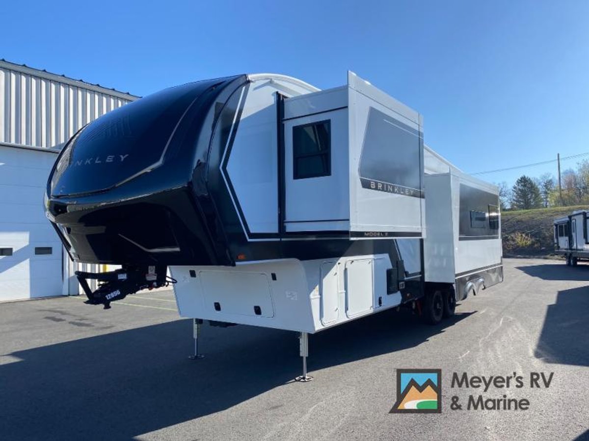 2026 Brinkley Model Z