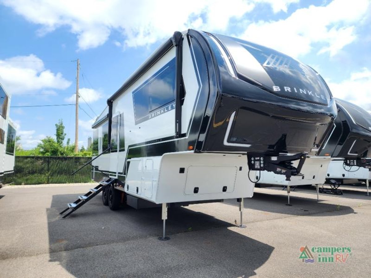 2026 Brinkley Model Z