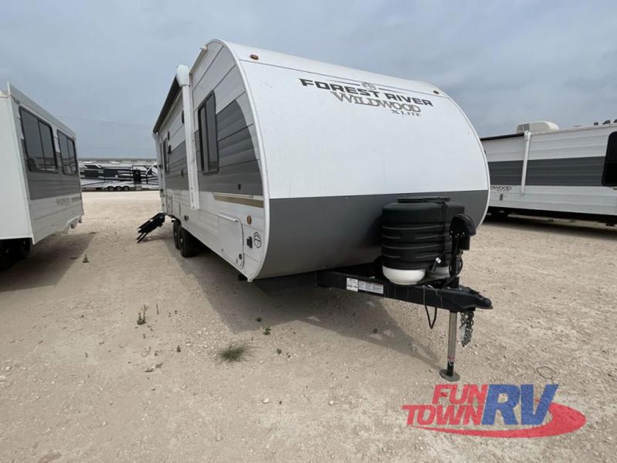 2025 Forest River RV Wildwood X-Lite