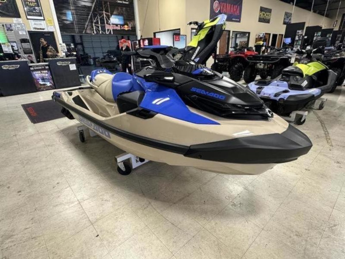 2025 Sea-Doo Wake Pro 230
