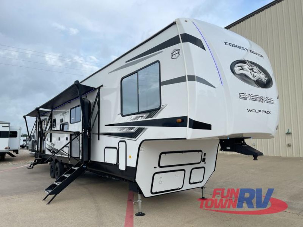 2025 Forest River RV Cherokee Wolf Pack