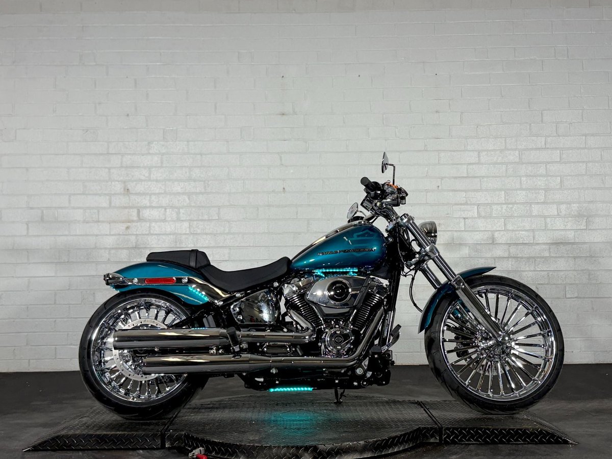 2026 Harley-Davidson Breakout