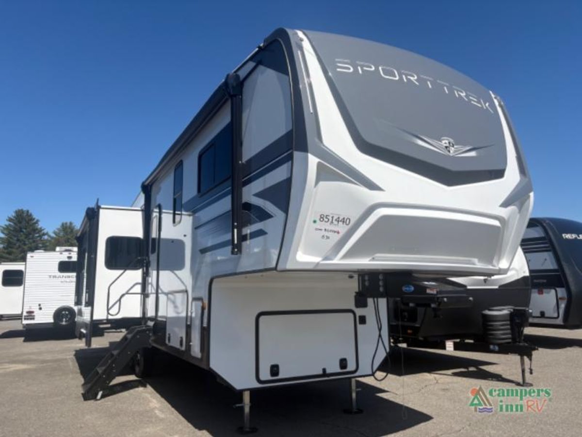 2026 Venture RV SportTrek