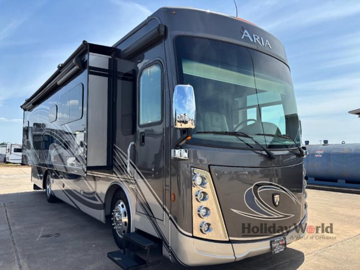 2022 Thor Motor Coach Aria