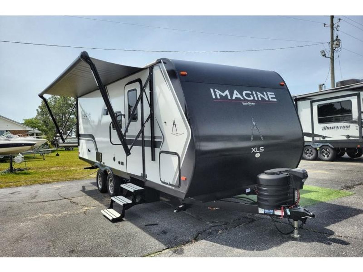 2025 Grand Design Imagine XLS