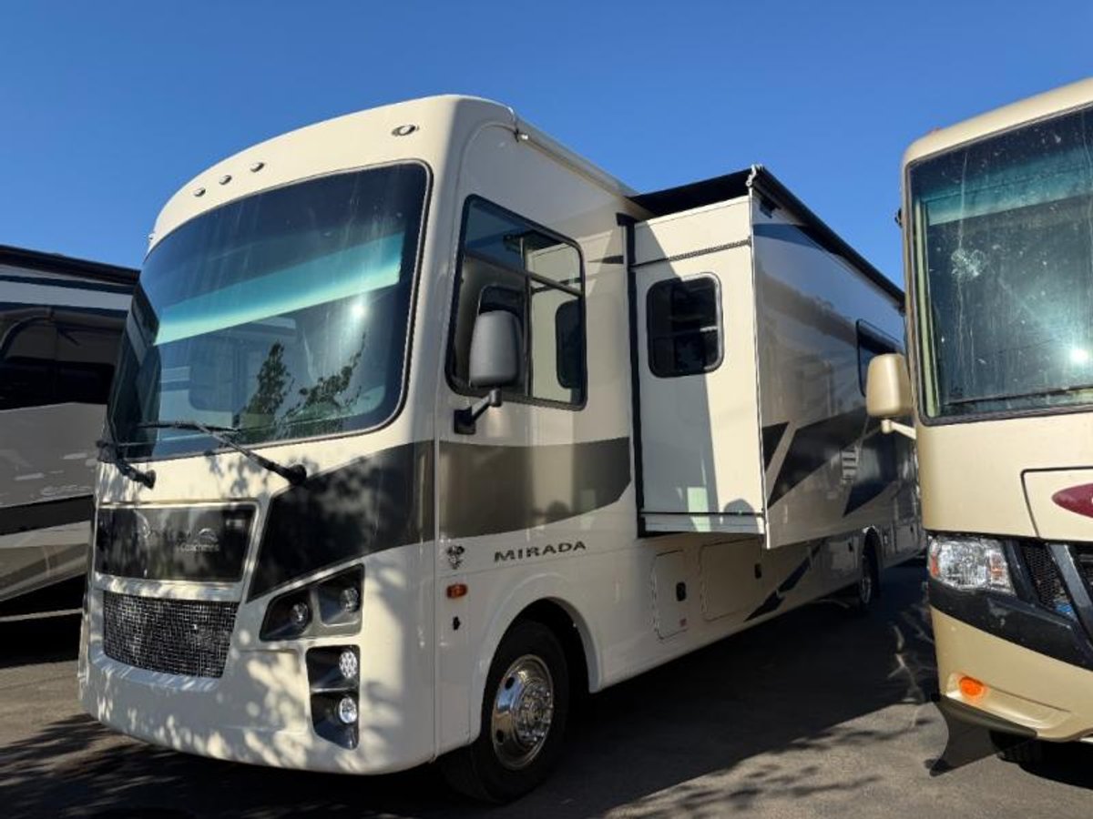 2023 Coachmen RV Mirada