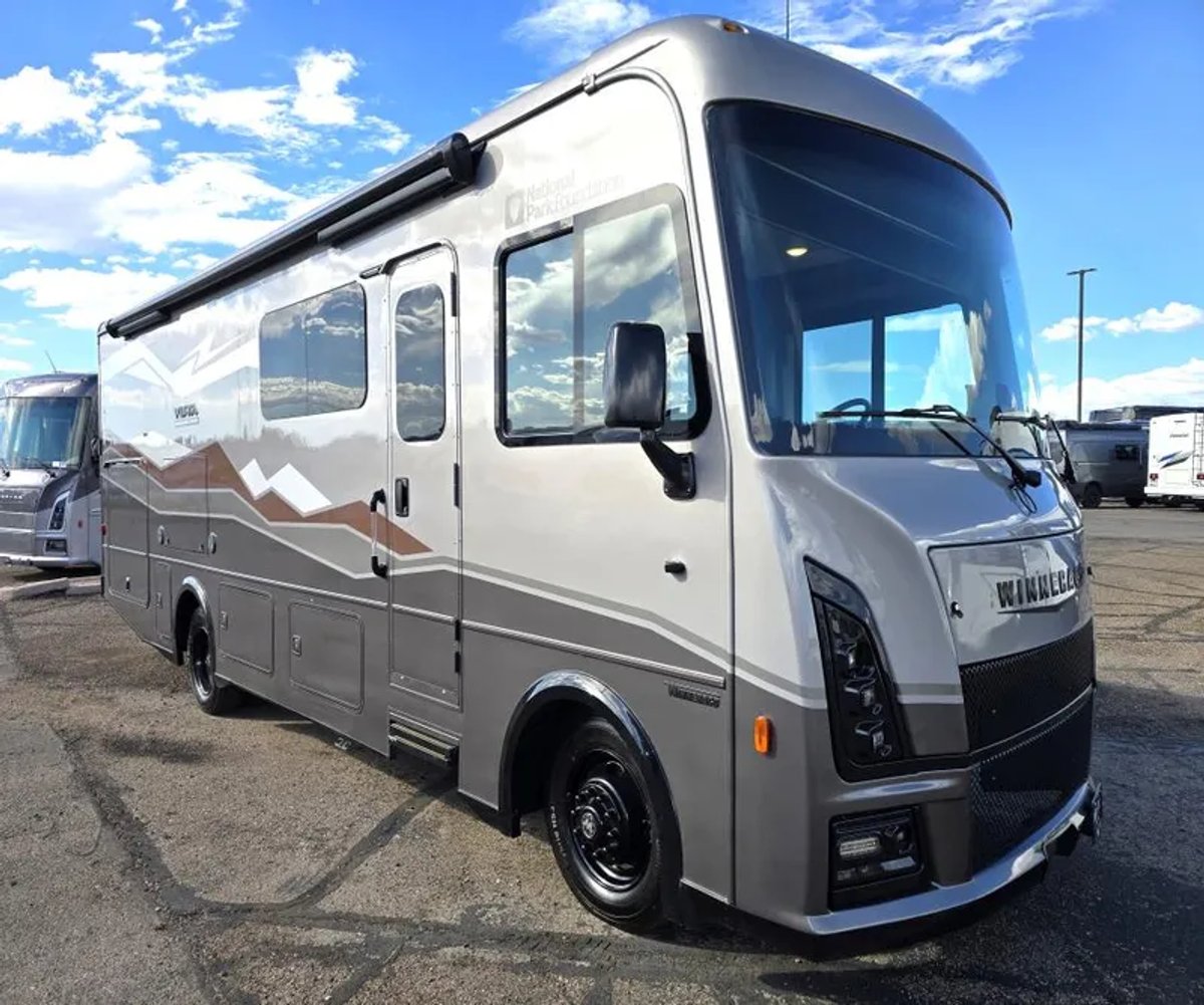 2026 Winnebago VISTA