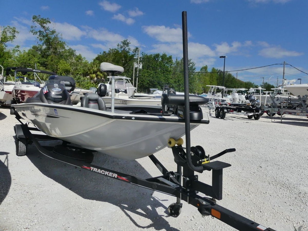 2023 Tracker Boats PRO TEAM 190 TX